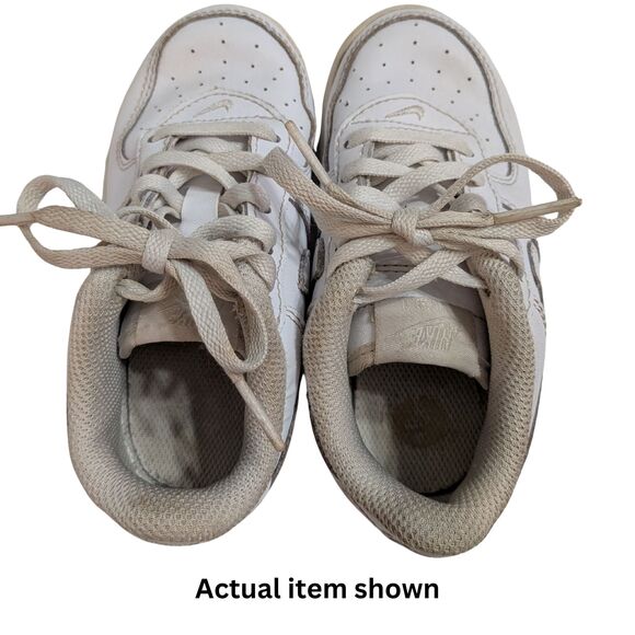 👟 Nike Air Force 1 LE Triple White Low Toddler Kids 9C Classic Style - Picture 7 of 9